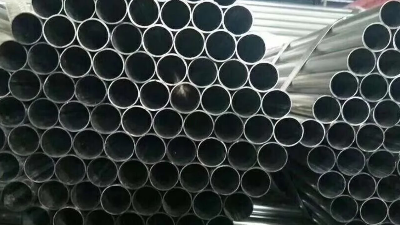How Does A53 Grade A Pipe Differ From Other Types of Steel Pipes Available In the Market?